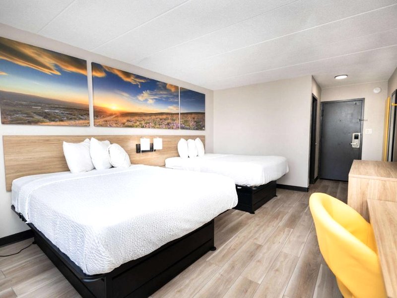 デイズ イン バイ ウィンダム シャロンビル (Days Inn by Wyndham Sharonville)の写真