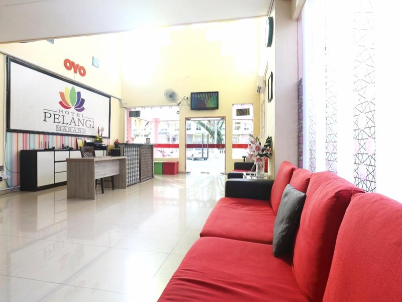 スーパー OYO 89640 ホテル プランギ マラン (Super OYO 89640 Hotel Pelangi Marang)の写真