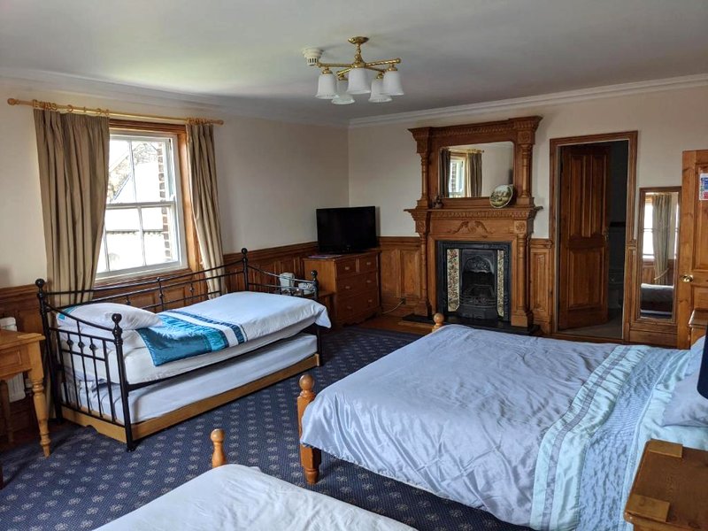 The Londesborough Arms bar with en-suite roomsの写真