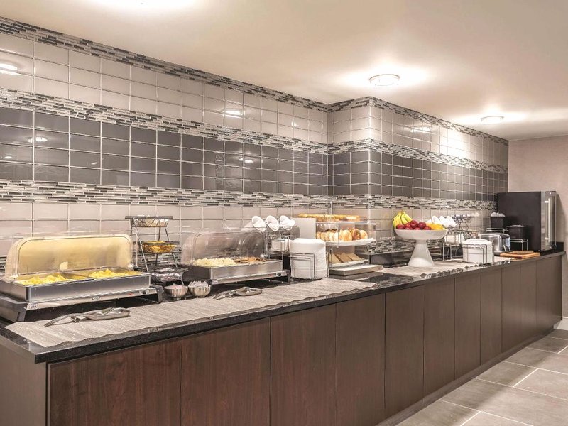 ラ キンタ イン&スイーツ バイ ウィンダム コロンビア フォート ミード (La Quinta Inn & Suites by Wyndham Columbia / Fort Meade)の写真