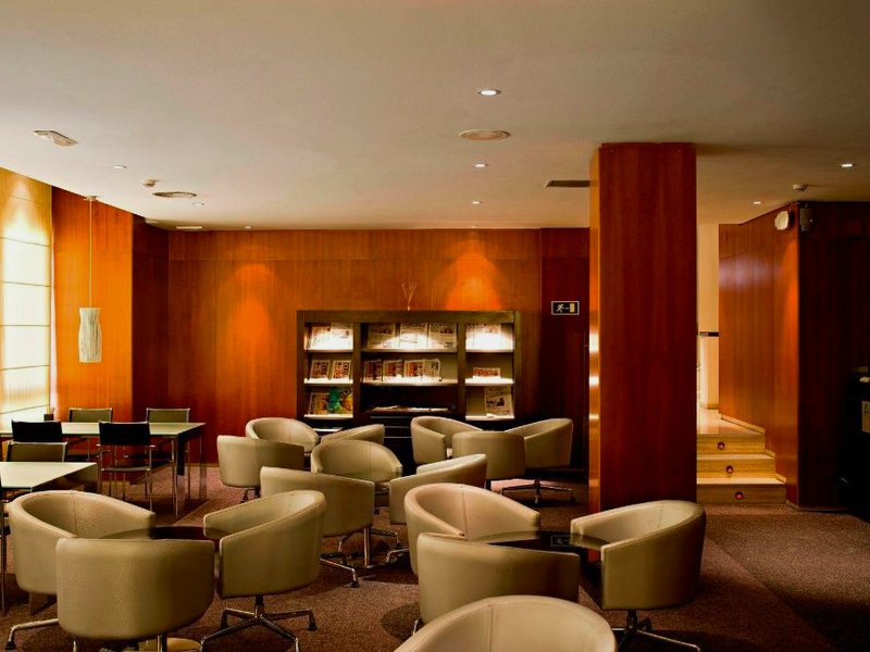 ACホテル ラ リネア (AC Hotel La Linea)の写真