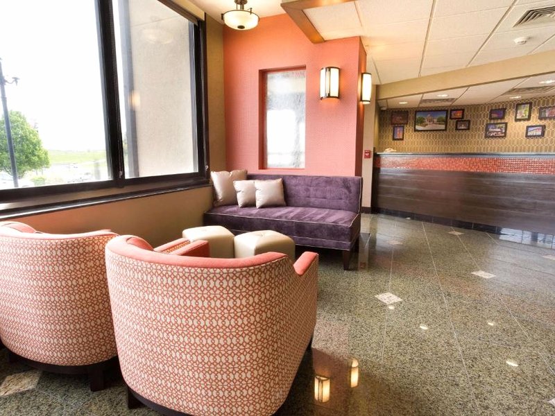 ドゥルーリー イン アンド スイーツ ジャクソン MO (Drury Inn & Suites Jackson MO)の写真