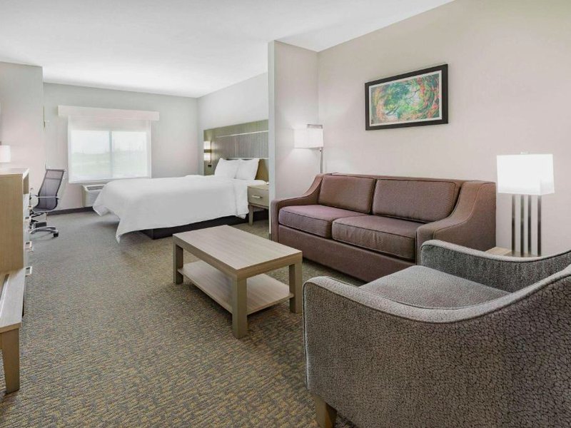 La Quinta Inn & Suites by Wyndham Jackson/Cape Girardeauの写真