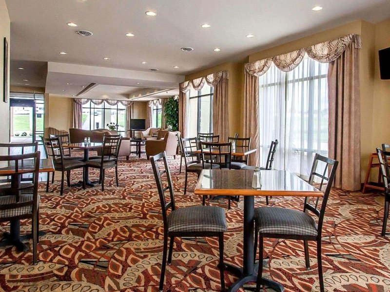 Comfort Suites Jackson-Cape Girardeauの写真