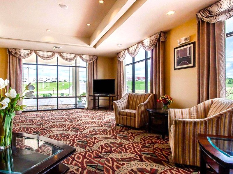 Comfort Suites Jackson-Cape Girardeauの写真