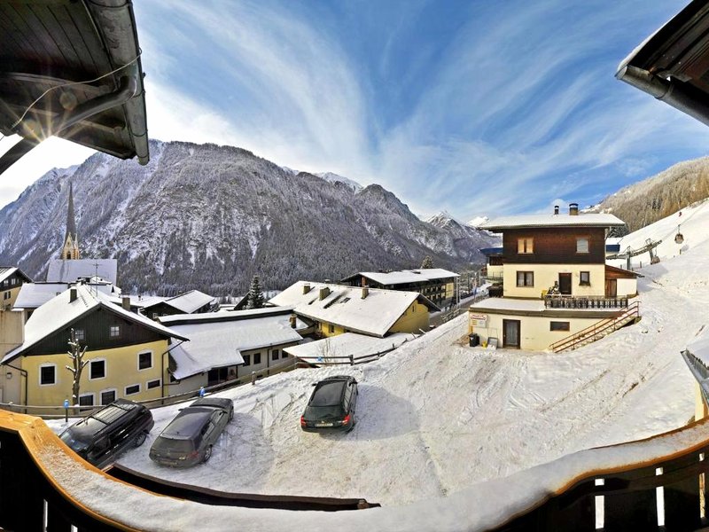 ペンション ベルククリスタル (Pension Bergkristall)の写真