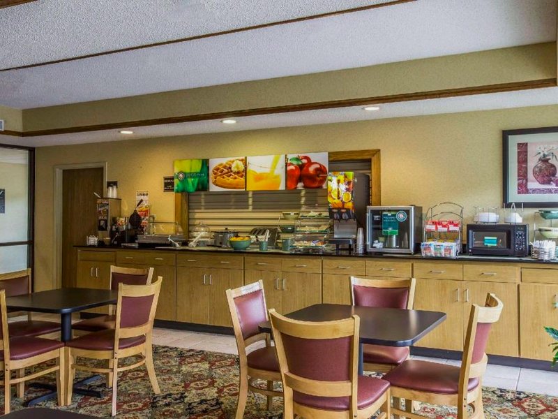 クオリティ イン (Quality Inn)の写真