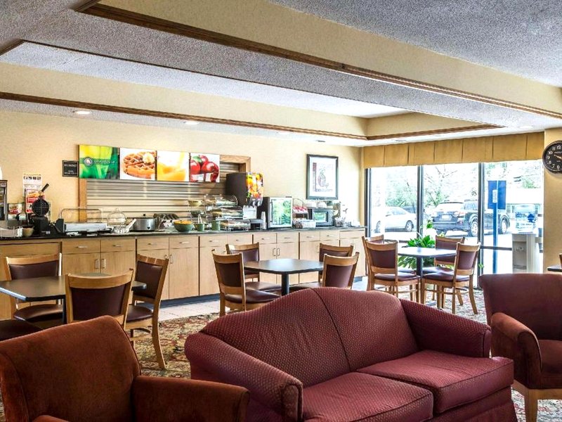 クオリティ イン (Quality Inn)の写真