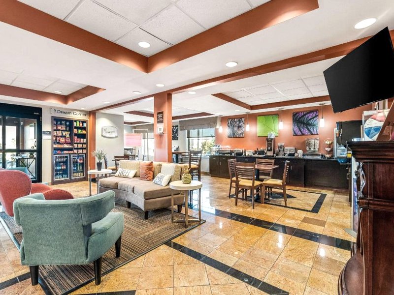 スリープ イン&スイーツ ダイアーズバーグ インターステート 155 (Sleep Inn & Suites Dyersburg I-155)の写真