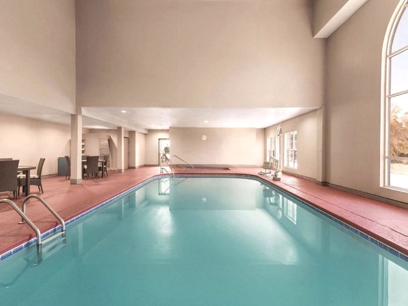 カントリー イン&スイーツ バイ ラディソン グリフィン GA (Country Inn & Suites by Radisson, Griffin, GA)の写真