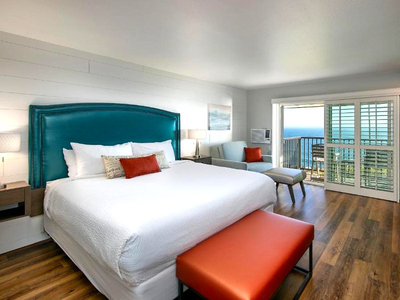 ショア クリフ ホテル (Shore Cliff Hotel)の写真