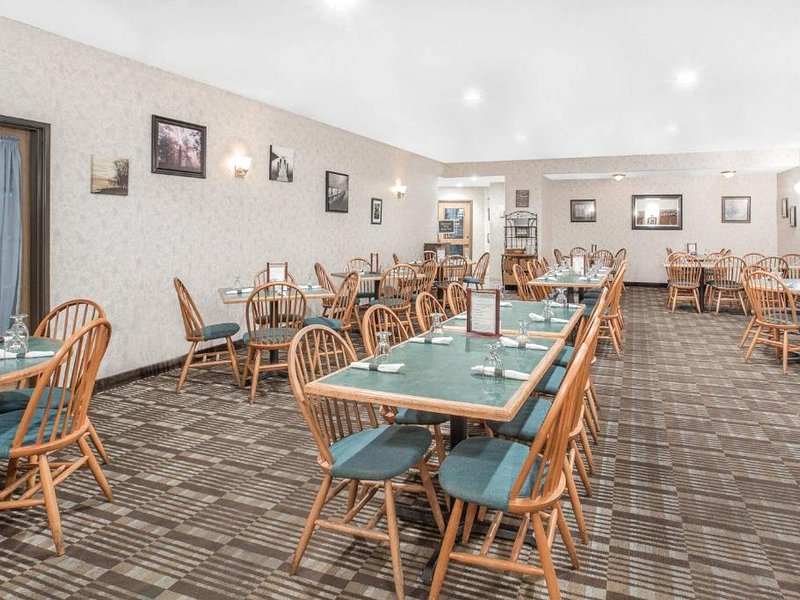 ラマダ バイ ウィンダム ハンコック ウォーターフロント (Ramada by Wyndham Hancock Waterfront)の写真