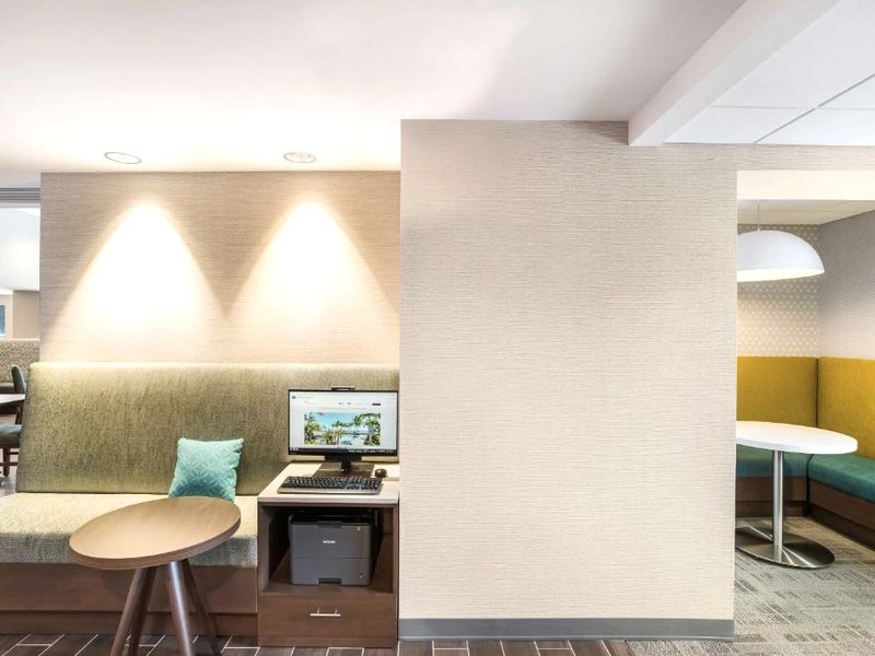 Hampton Inn & Suites by Hilton Houghtonの写真