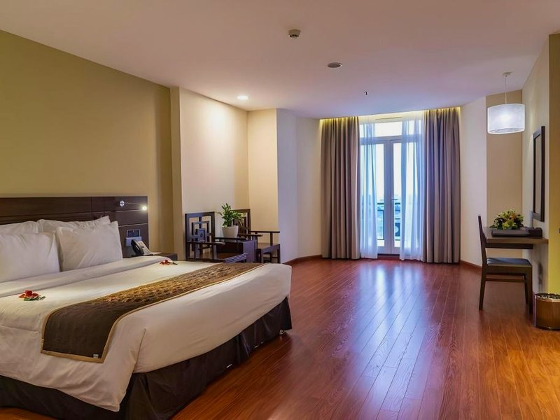 サイゴン フート ホテル (Sai Gon Phu Tho Hotel)の写真