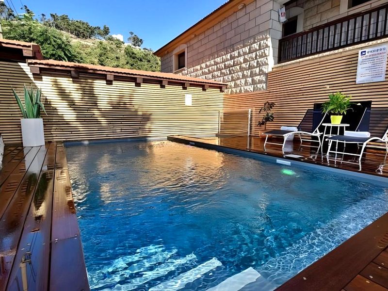 ［サフェド］一軒家（80m²）｜ 1ベッドルーム／1バスルーム (Suite with pool /forest view)の写真