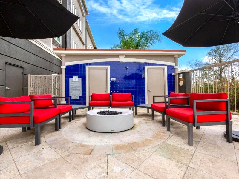 La Quinta Inn & Suites by Wyndham Alvinの写真