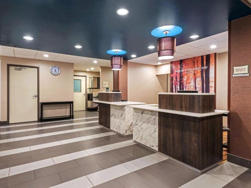ラ キンタ イン&スイーツ バイ ウィンダム ジェームズタウン (La Quinta Inn & Suites by Wyndham Jamestown)の写真