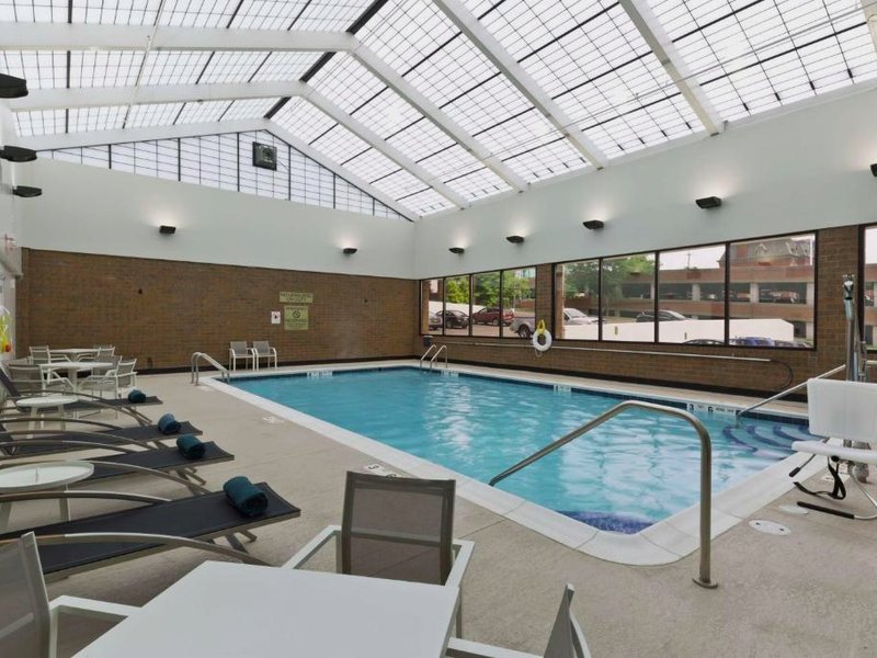 ダブルツリー バイ ヒルトン ジェームズタウン NY (DoubleTree by Hilton Jamestown, NY)の写真