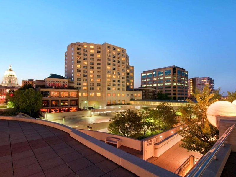 ヒルトン マディソン モノナ テラス (Hilton Madison Monona Terrace)の写真