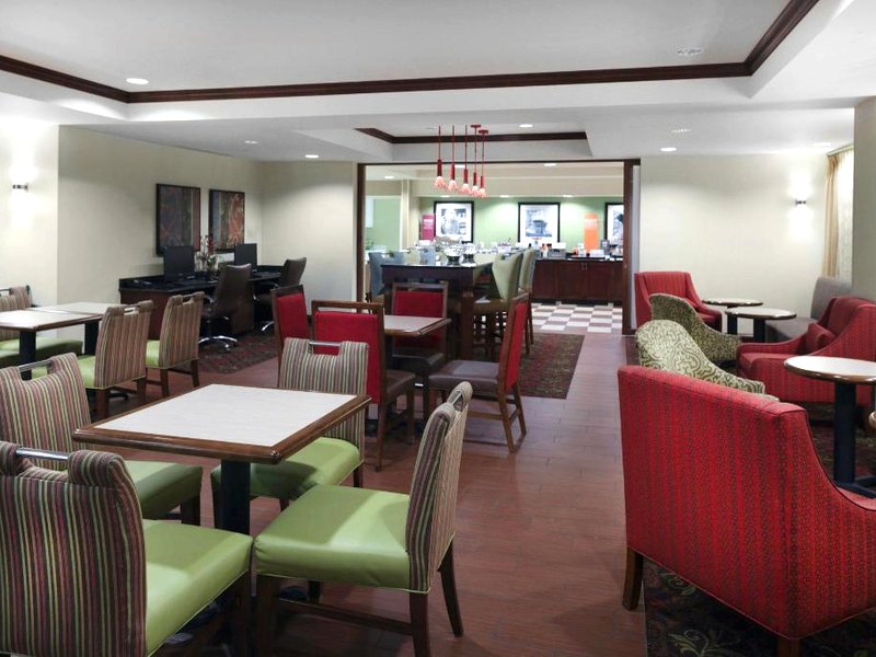 ハンプトン イン ジャスパー (HAMPTON INN JASPER)の写真