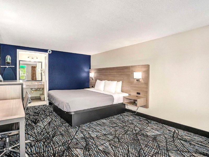 ロードウェイ イン (Rodeway Inn)の写真