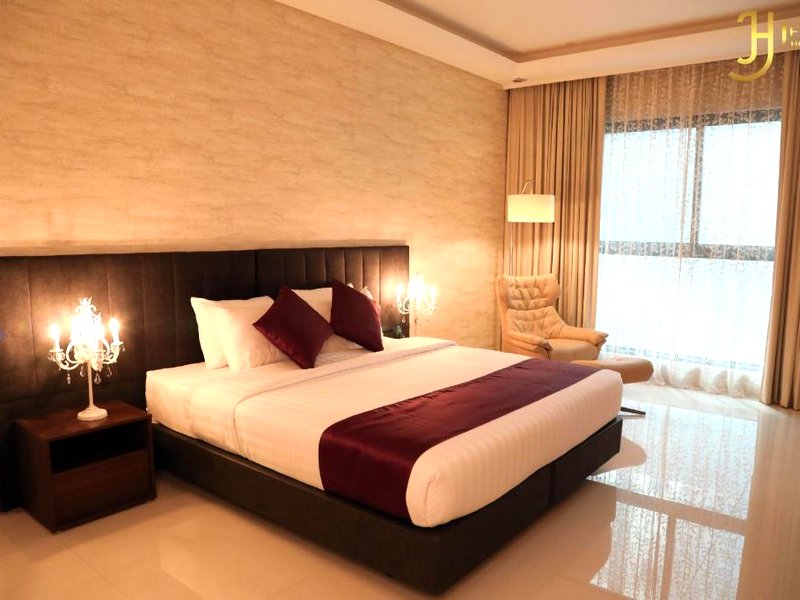 Sunday Luxury Downtown Adliya Formerly Jewel Hotel の写真