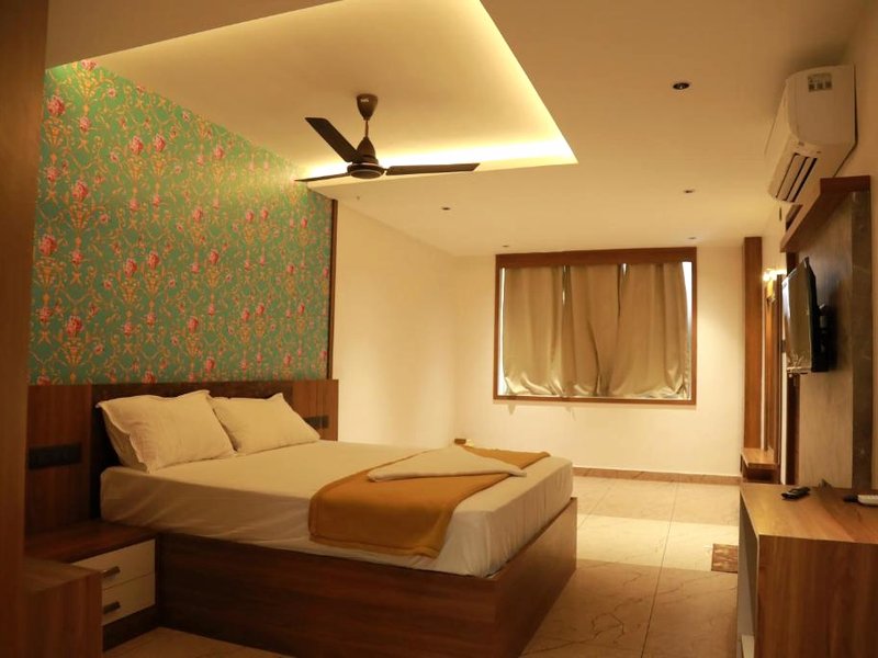 Marina Tower & Regency Changaramkulamの写真
