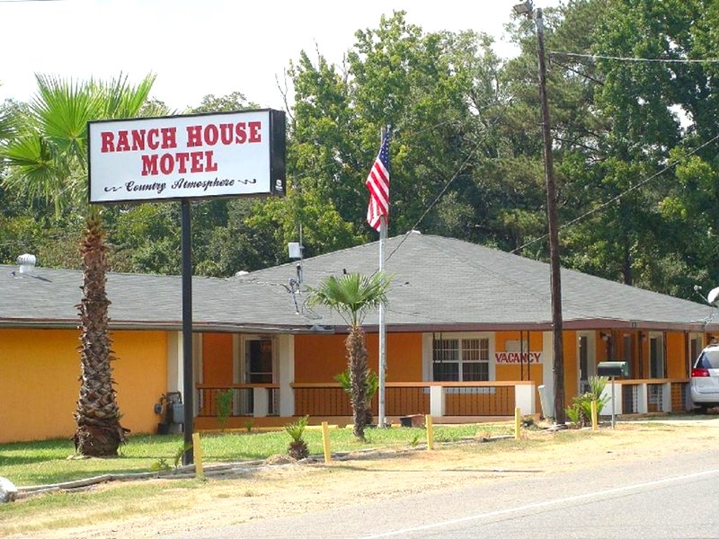 Ranch House Motel Marksvilleの写真