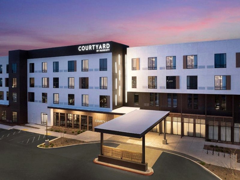 Courtyard Antioch Pittsburgの写真