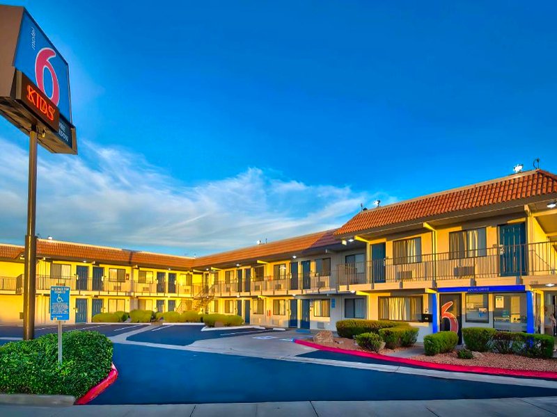 Motel 6 Vallejo, CA - Six Flags Westの写真