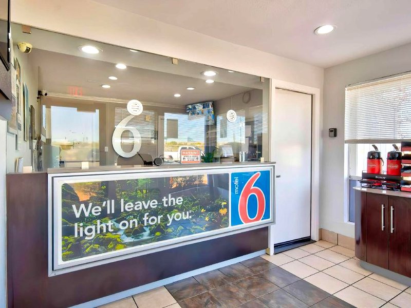 Motel 6 Vallejo, CA - Six Flags Westの写真