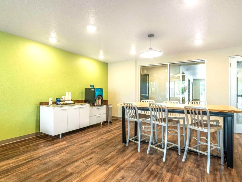 WoodSpring Suites Sanford North I-4 Orlando Areaの写真