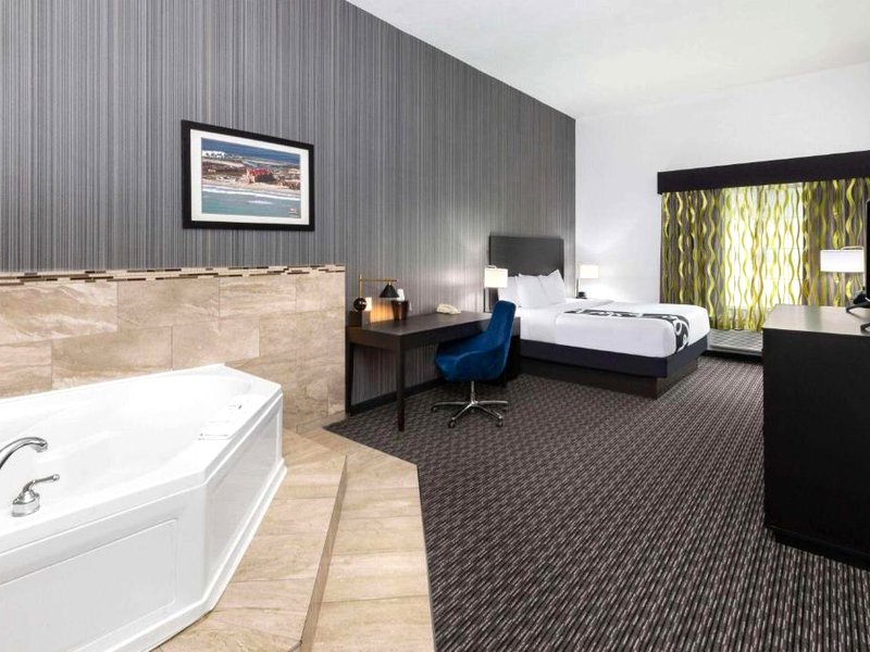 La Quinta Inn & Suites by Wyndham Austin - Cedar Parkの写真