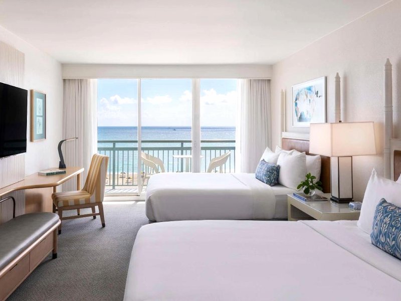 The Singer Oceanfront Resort, Curio Collection by Hiltonの写真