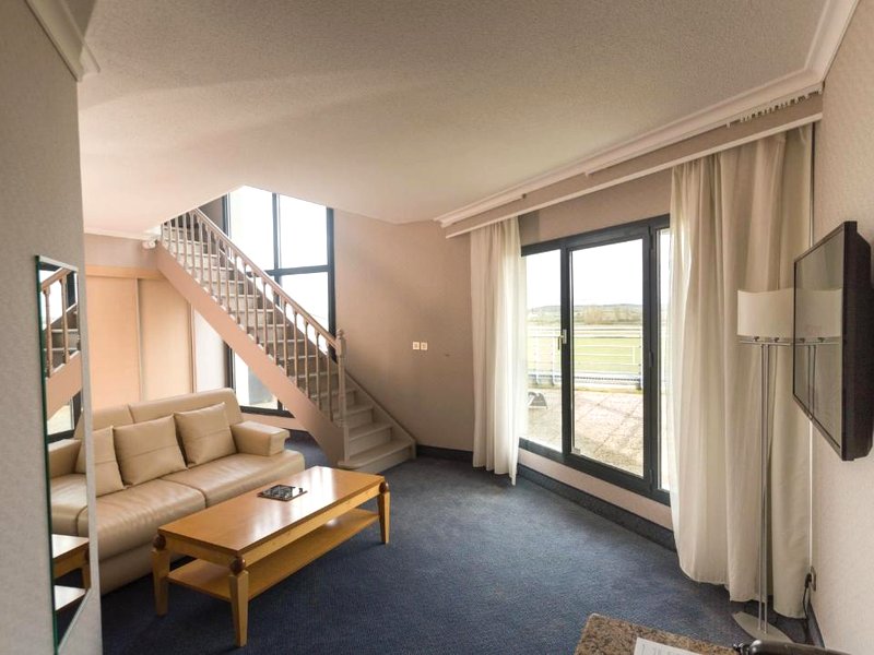 Hotel Le Paddock Magny-Coursの写真