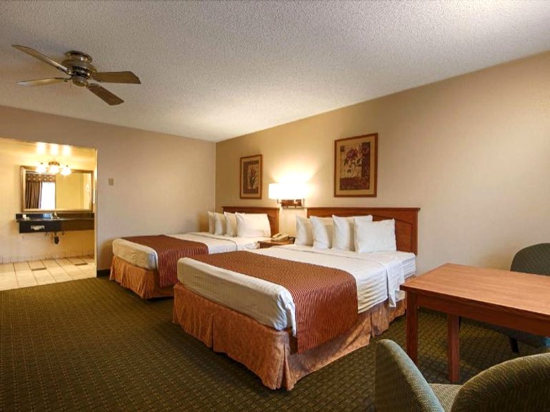 シュアステイ ホテル バイ ベストウェスタン テハチャピ (SureStay Hotel by Best Western Tehachapi)の写真