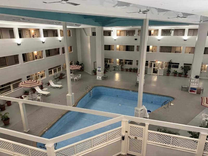 ベッドフォード プラザ ホテル (Bedford Plaza Hotel)の写真