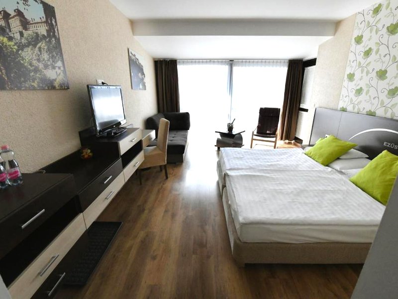 Ezusthid Hotelの写真