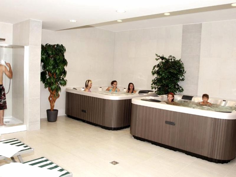 Ezusthid Hotelの写真