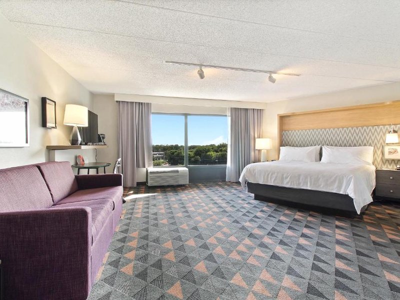 Holiday Inn Chicago Northwest/Crystal Lake/Convention Center By IHGの写真