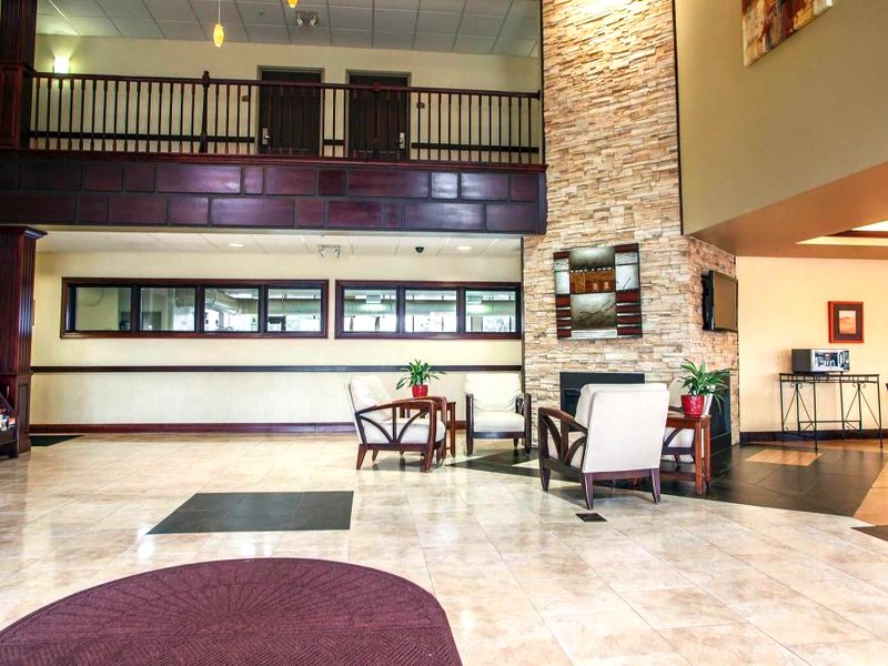 コンフォート スイーツ (Comfort Suites)の写真