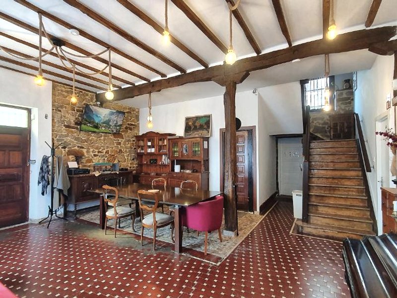 TUUL ETXEA, Habitación en caserío a 8km de Bilbao, Baño compartido (TUUL ETXEA, Habitacion en caserio a 8km de Bilbao, Bano compartido)の写真