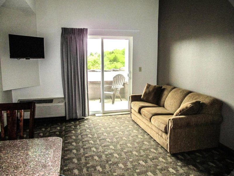 クリスタル スプリングス イン アンド スイーツ (Crystal Springs Inn and Suites)の写真