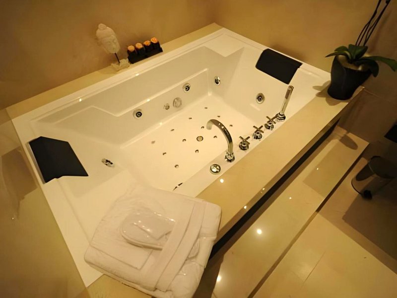 Business Hotel Firstの写真