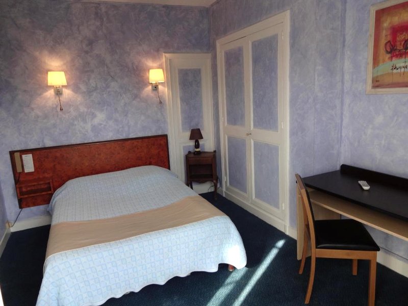 ラ シャンパーニュ アルデンヌ - ホテル カブール (La Champagne Ardenne - HOTEL CABOURG)の写真