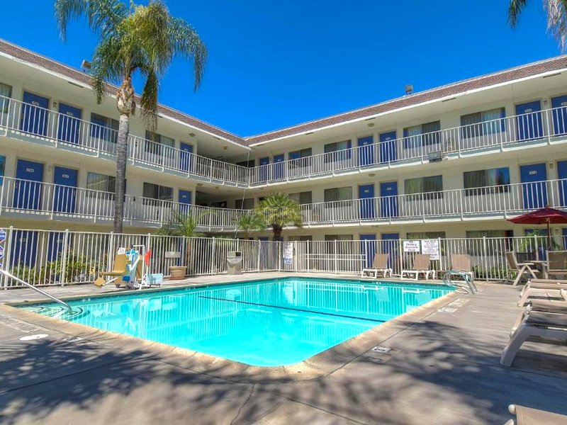 Motel 6 San Bernardino, CA - Northの写真