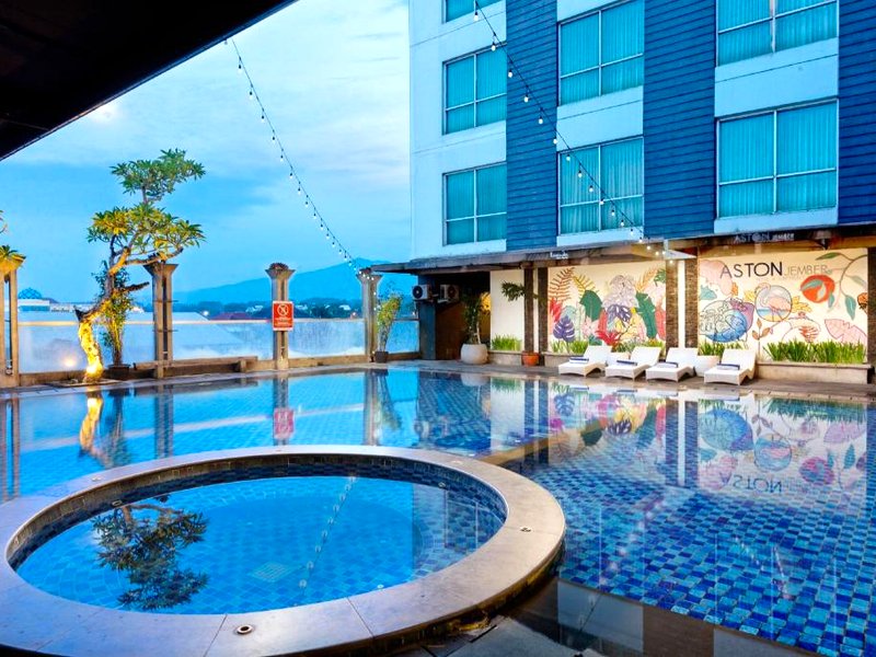 アストン ジェムバー ホテル&カンファレンス センター (Aston Jember Hotel & Conference Center)の写真
