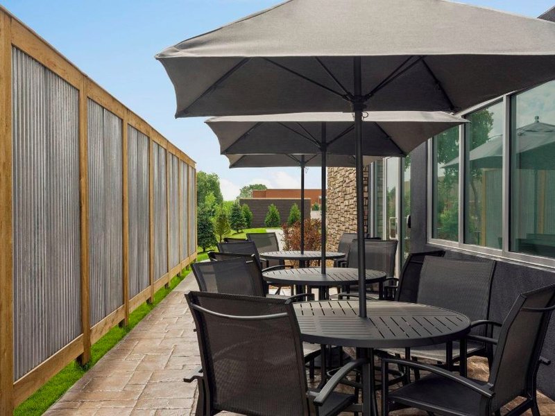 Fairfield Inn & Suites Milwaukee Westの写真
