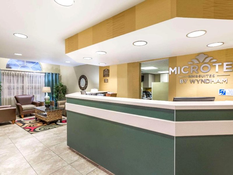 マイクロテル イン&スイーツ バイ ウインダム ガルフ ショアズ (Microtel Inn & Suites by Wyndham Gulf Shores)の写真