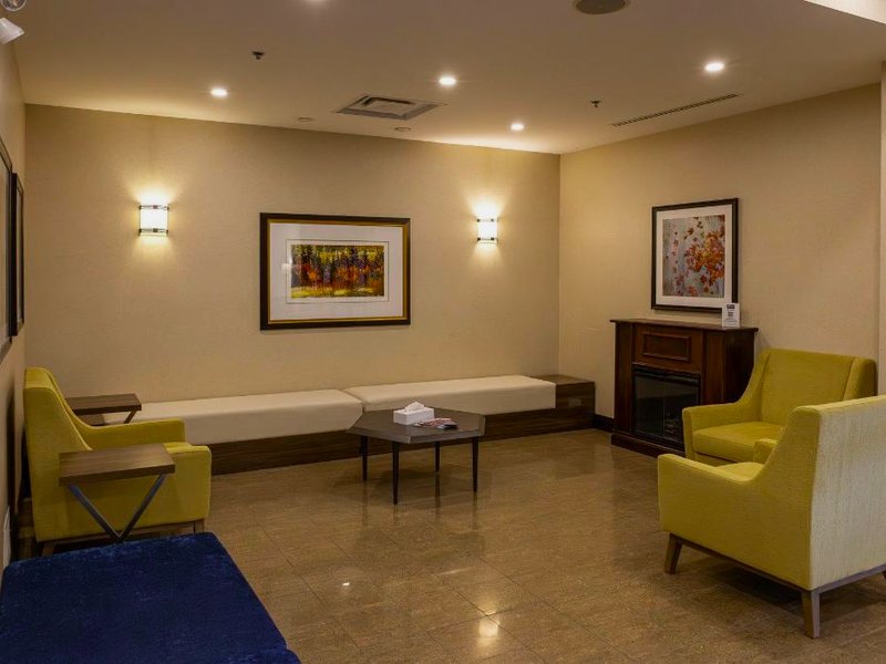 Holiday Inn Express Hotel & Suites Brockville By IHGの写真